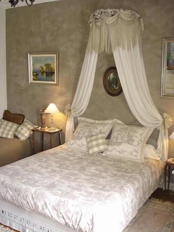 Le Petit Château Tiffauges Cameră foto